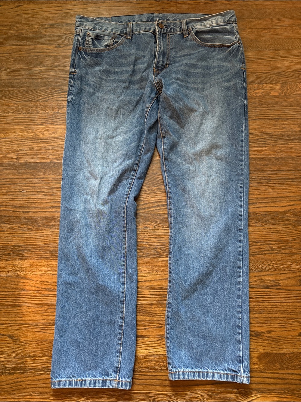Izod Men's Straight-Leg Jeans in Blue Denim